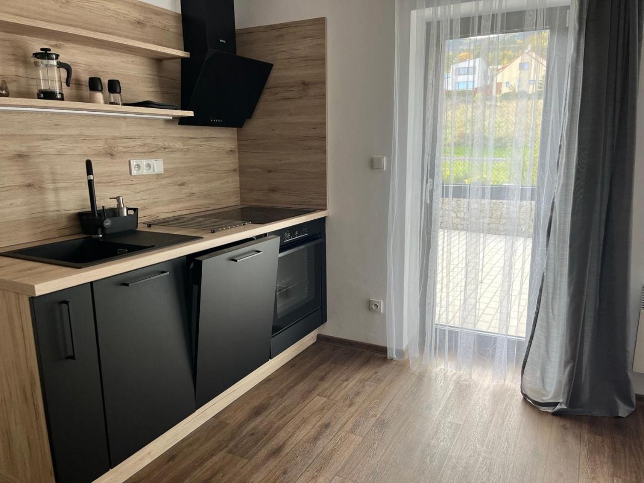 Sanky Apartmany Liberec Exterior photo